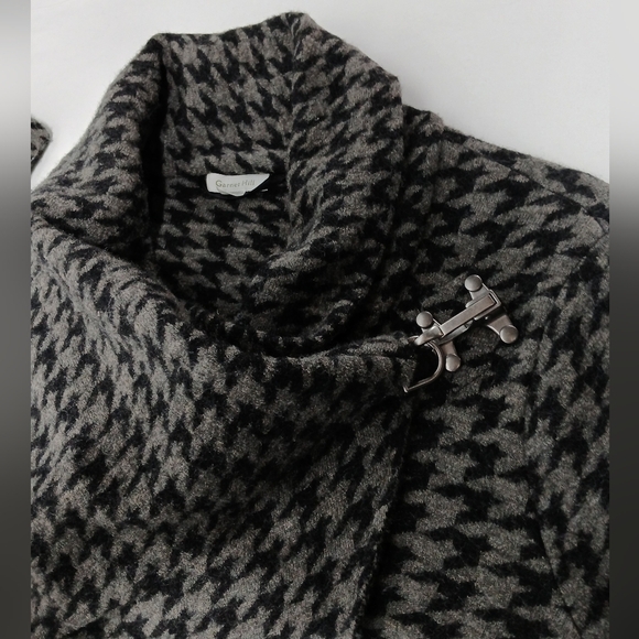 Garnet Hill Asymmetrical Boiled Wool Coat. Ladies Size 8 - Picture 9 of 10